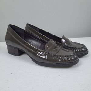 Lauren Ralph Lauren Womens Penny Loafer Heels Sz 7 Grey Patent Leather Old Money